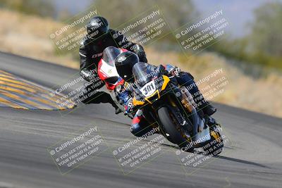 media/Dec-17-2022-SoCal Trackdays (Sat) [[224abd9271]]/Turn 7 Set 2 (1140am)/